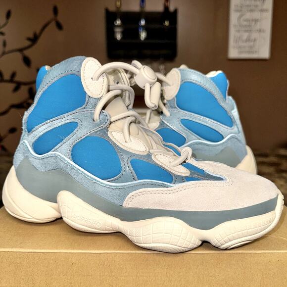 Adidas Yeezy 500 - Picture 5 of 13